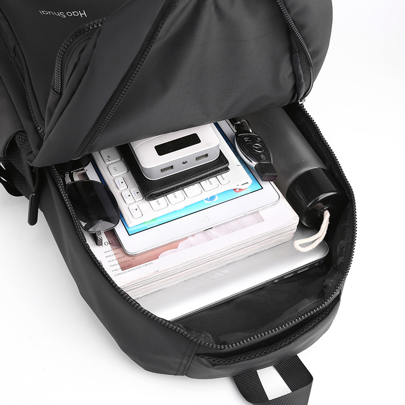 Duża Torba Podróżna na Zewnątr – Laptop Bag recenzja i cena